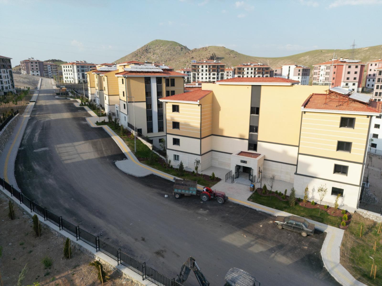 MALATYA İLİ, BATTALGAZİ İLÇESİ, BAHÇEBAŞI MAHALLESİ 513 KONUT (+5 K.D.) İNŞAATLARI İLE ALTYAPI VE ÇEVRE DÜZENLEMESİ İŞİ